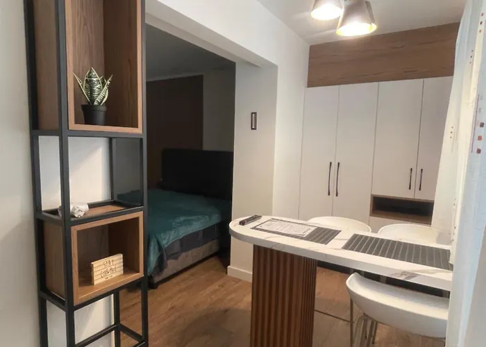 Downtown * 티라나