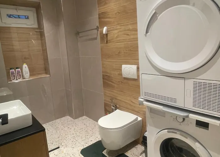 Downtown * 티라나